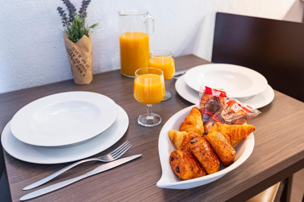 Comfort Aparthotel Nimes Centre Εξωτερικό φωτογραφία
