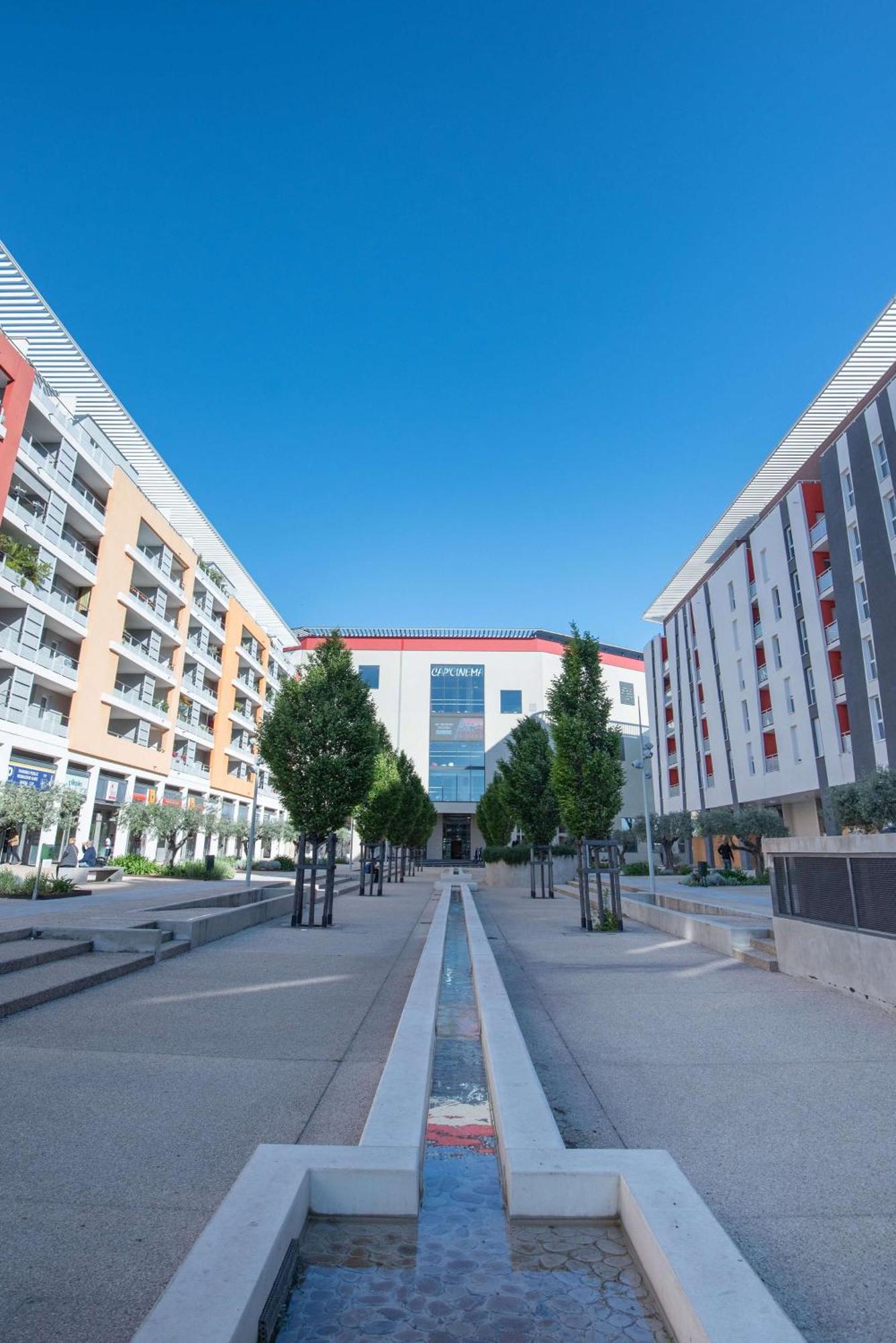 Comfort Aparthotel Nimes Centre Εξωτερικό φωτογραφία
