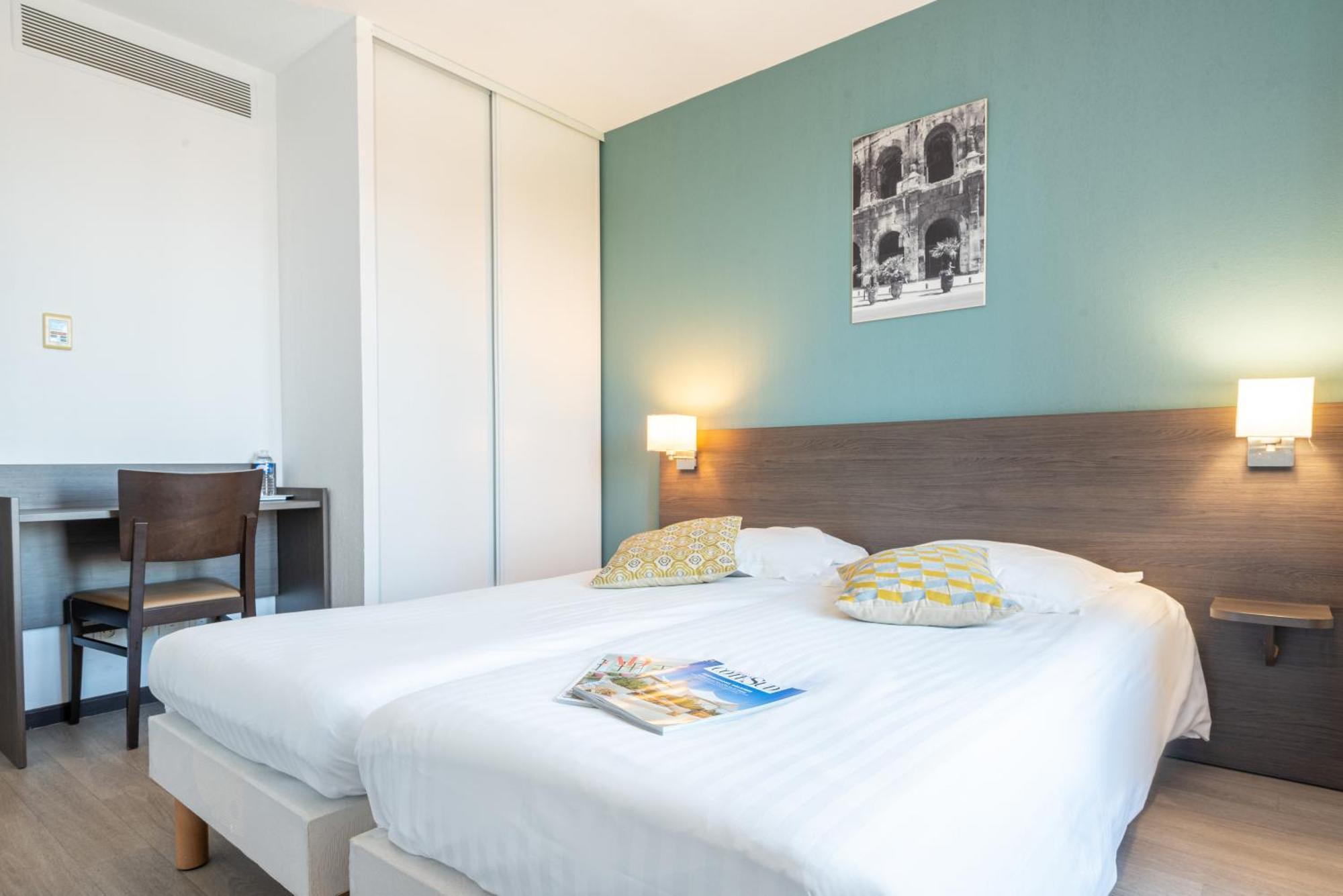 Comfort Aparthotel Nimes Centre Εξωτερικό φωτογραφία