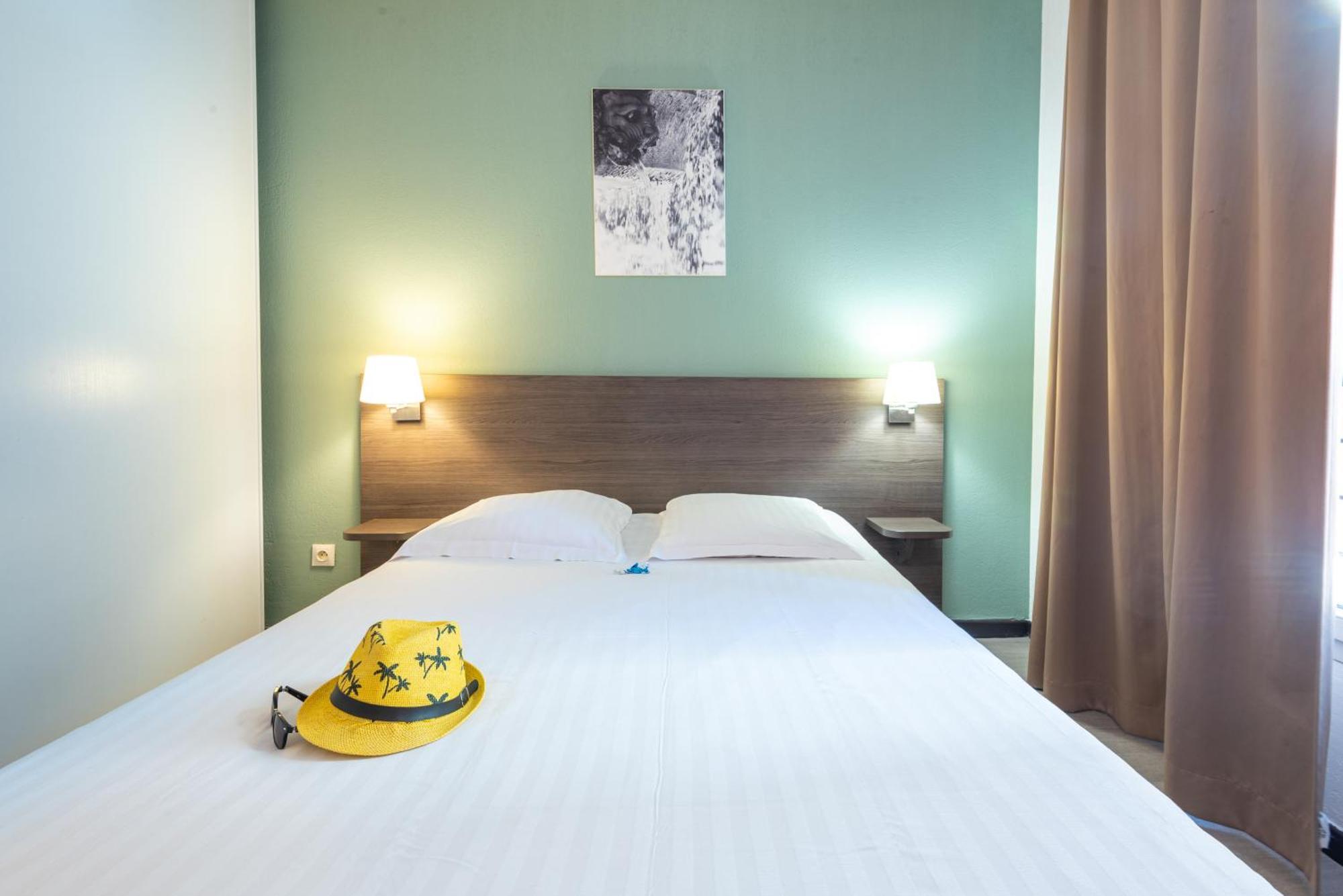 Comfort Aparthotel Nimes Centre Εξωτερικό φωτογραφία